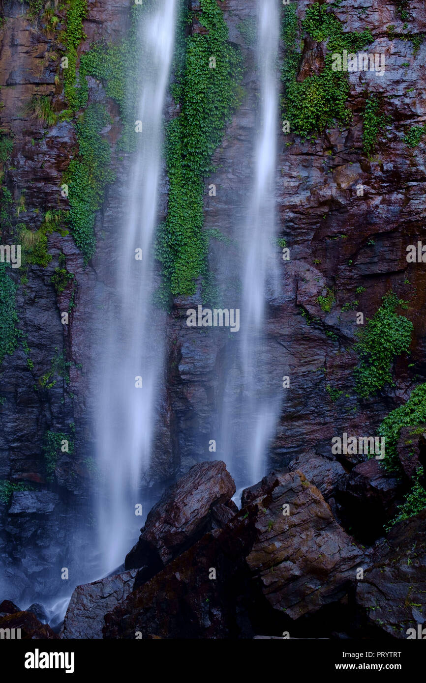 Queen Mary Falls Stock Photo Alamy