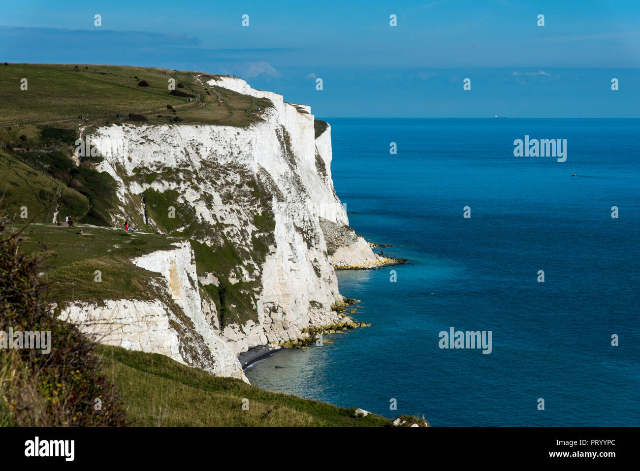 Langdon Bay and the White Cliffs of Dover, UK Stock Photo Alamy