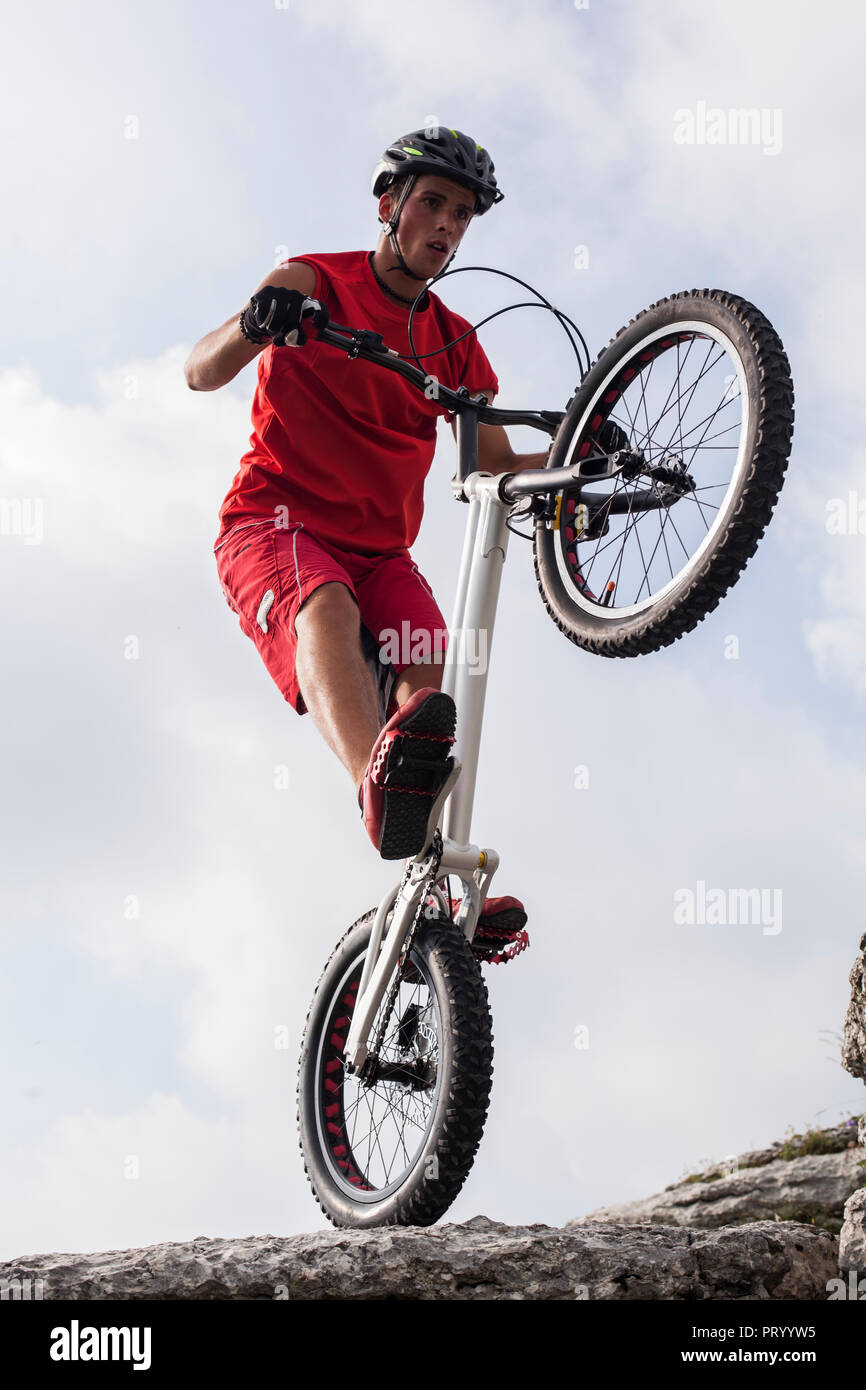 Trial bike hi-res stock photography and images - Alamy