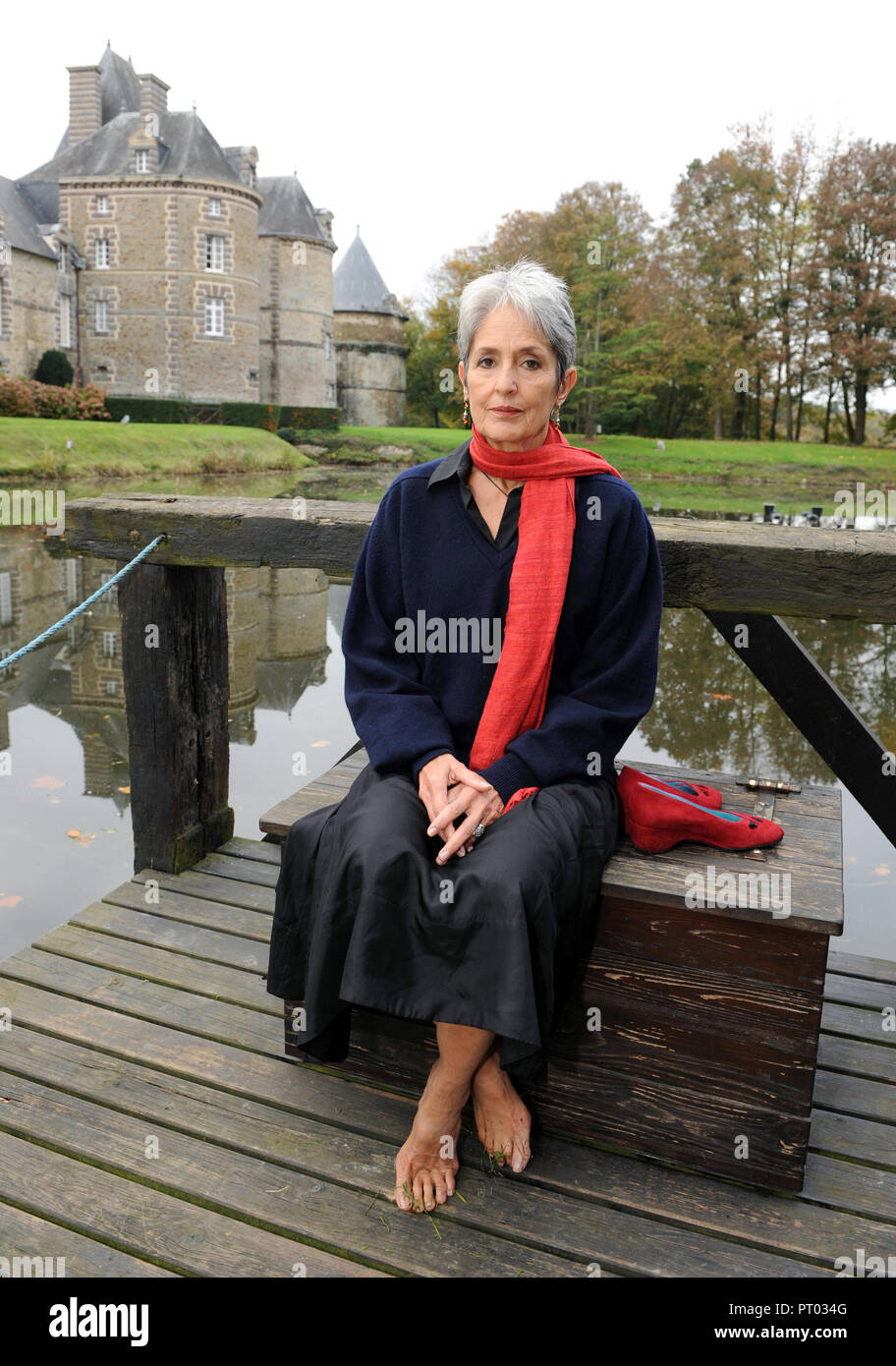 American singer, songwriter and musician Joan Baez, here at the “Chateau de Canisy” castle in north-western France (2009/10/28) *** Local Caption *** Stock Photo