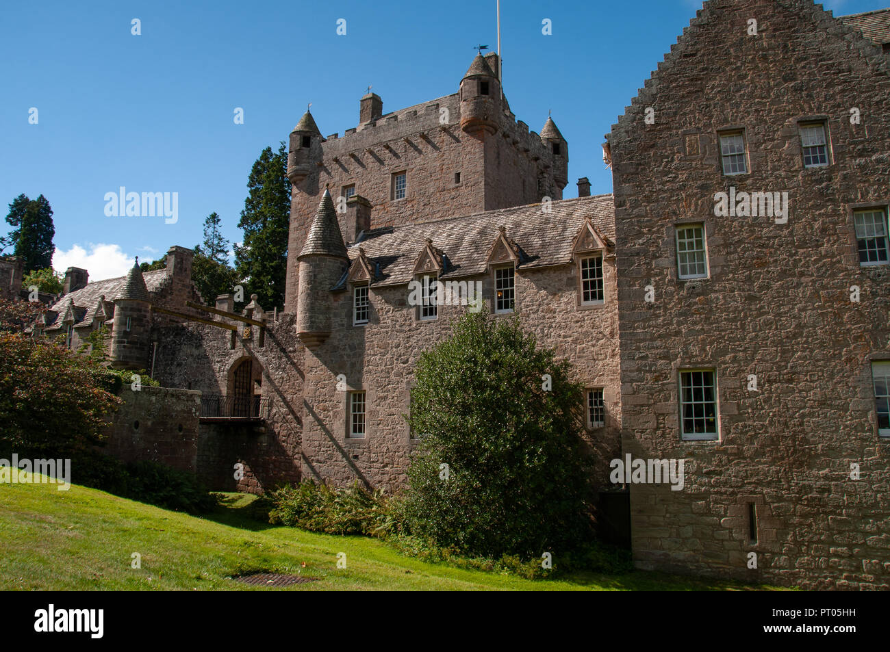 Cawdor Castle near Inverness, Scotland, home to the Thane of Cawdor made famous in Shakespeare's play Macbeth Stock Photo
