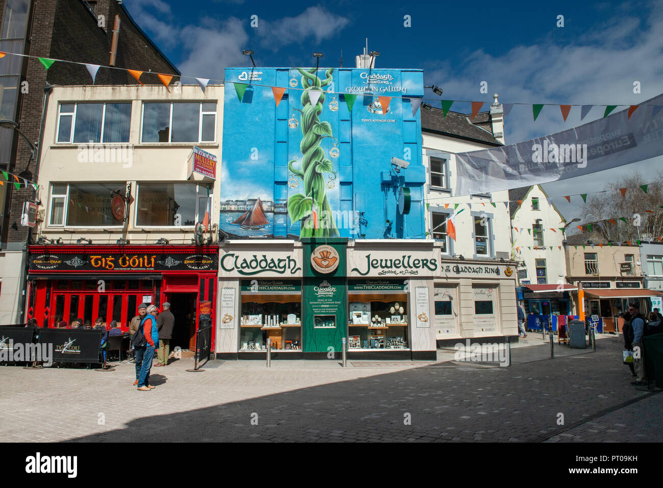 Shop street galway, ireland hires stock photography and images Alamy