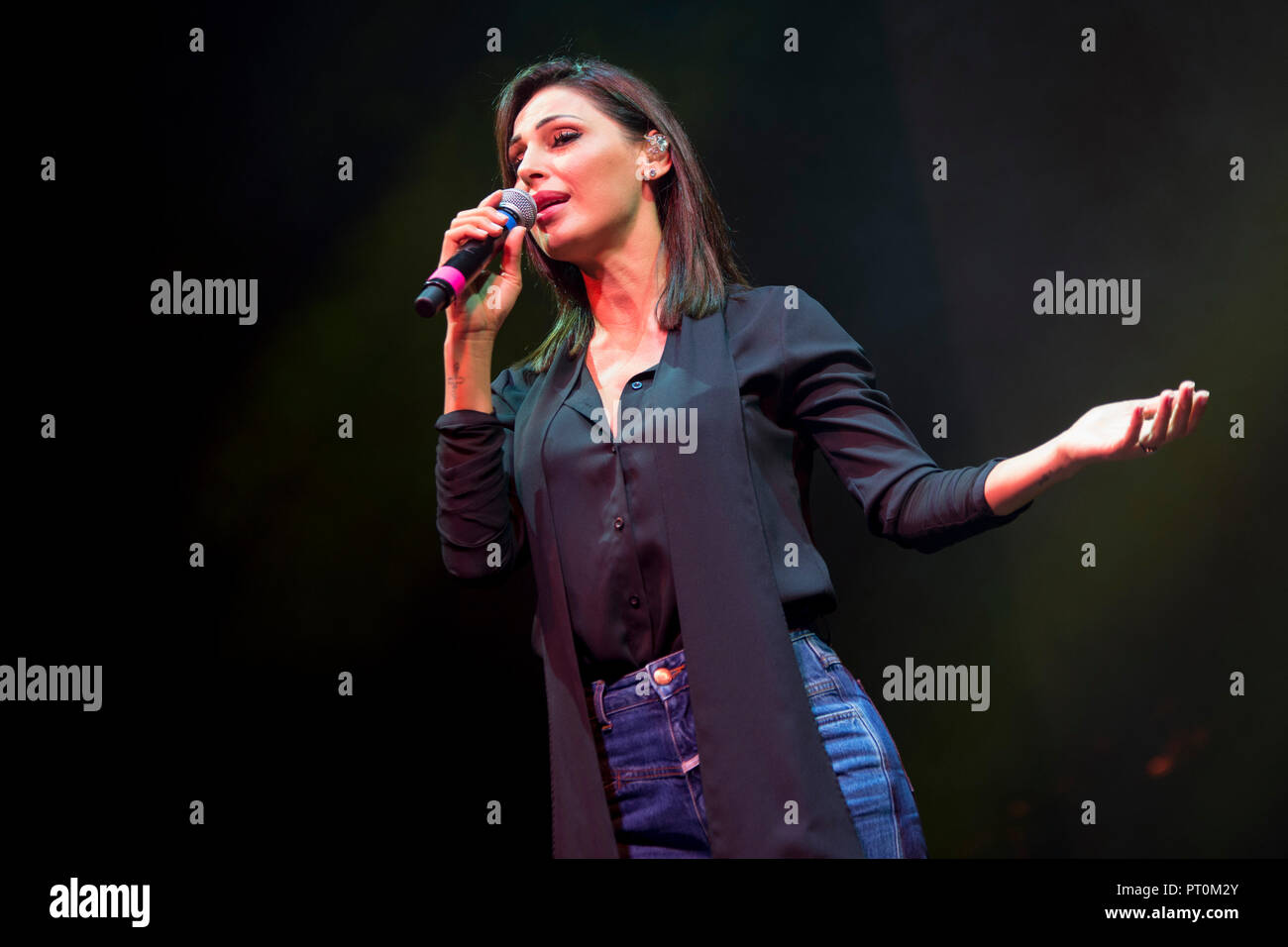 Anna tatangelo hi-res stock photography and images - Alamy