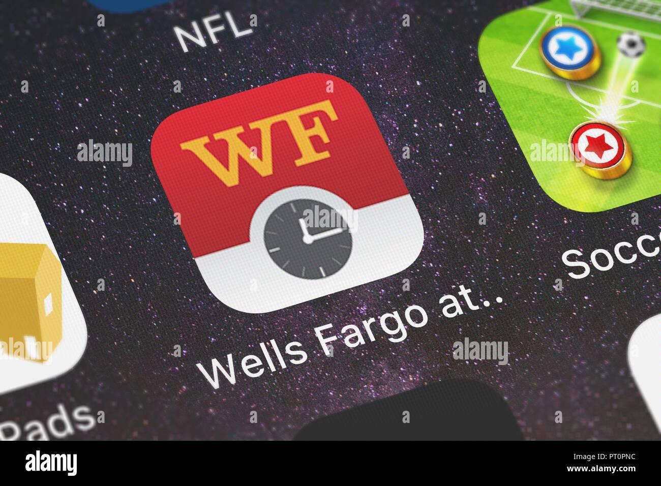 London, United Kingdom - October 05, 2018: Screenshot of the mobile app Wells Fargo at Hand from Wells Fargo. Stock Photo