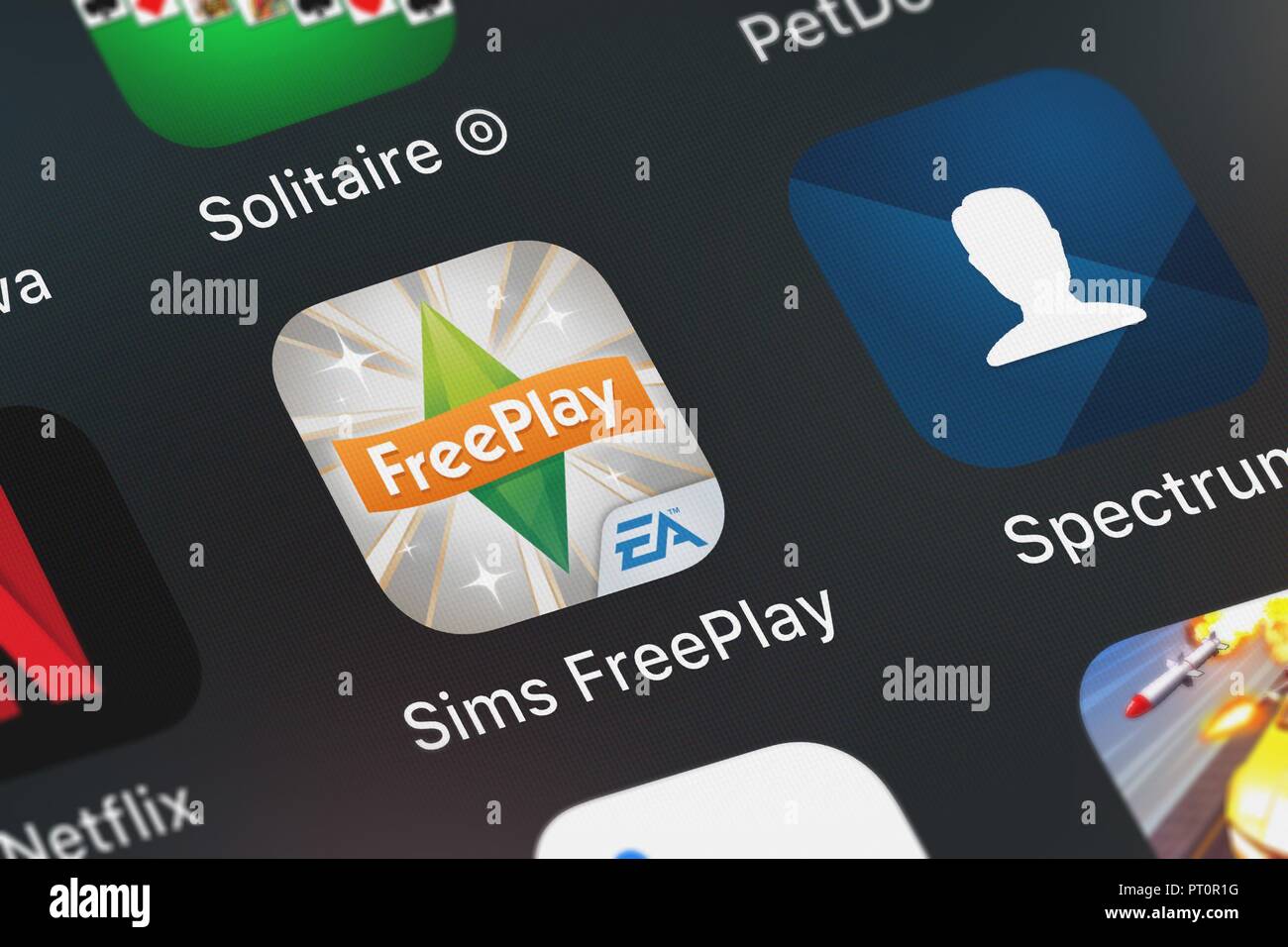 The sims freeplay hi-res stock photography and images - Alamy
