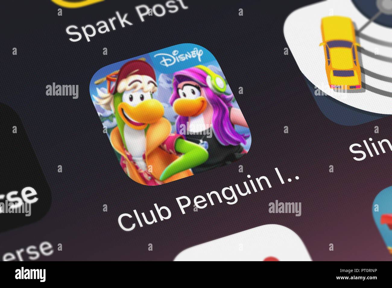 Download and join Club Penguin Island for PC, Mac, Mobile