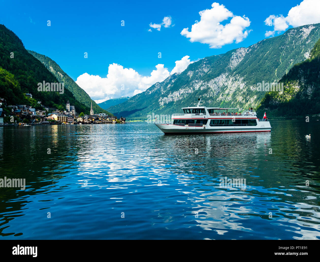 Austria, Salzkammergut, Excursion boat on Lake Hallstatt Stock Photo
