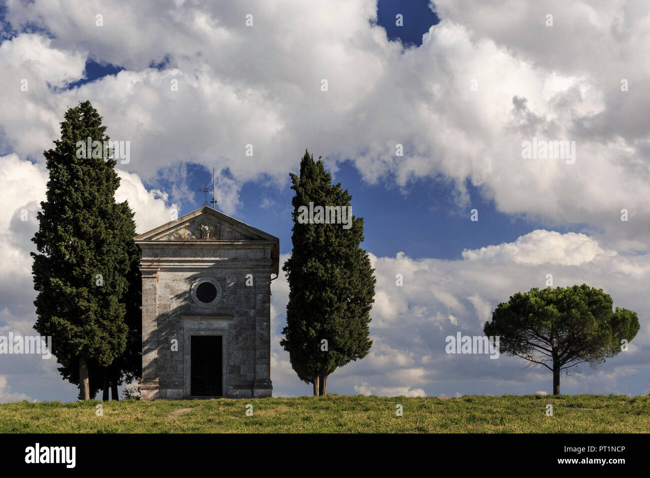 Madonna of Vitaleta Chapel, Italy, Tuscany, Siena province, San Quirico Stock Photo