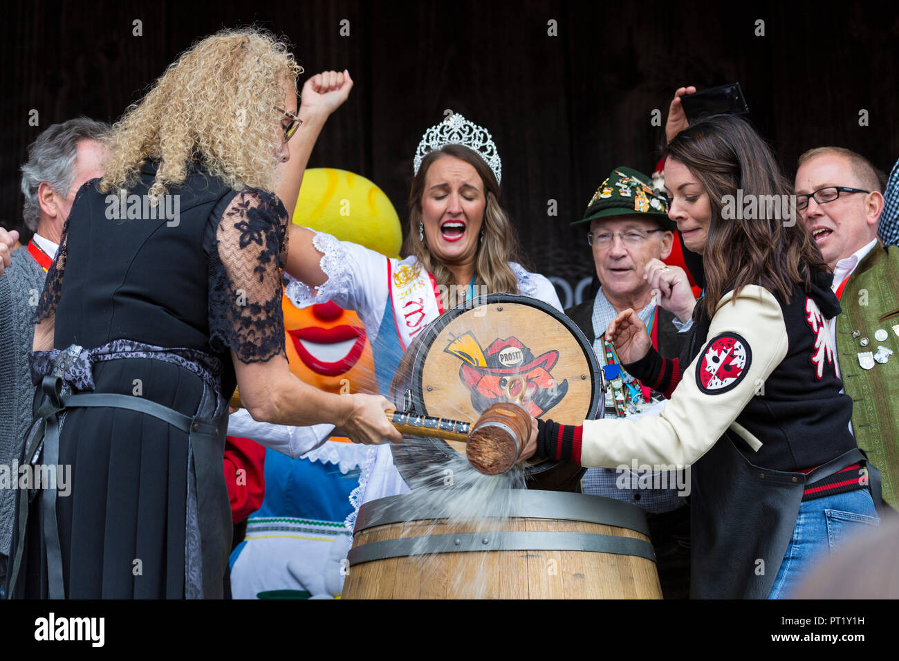 Oktoberfest kitchener ontario canada hires stock photography and