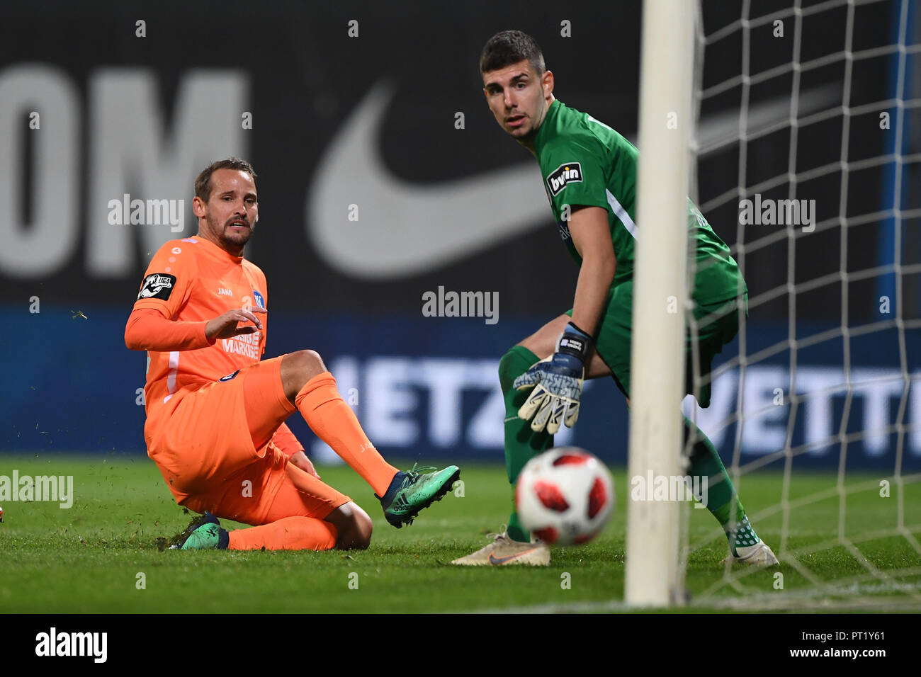 Hansa Rostock Goalkeeper High Resolution Stock Photography And Images Alamy