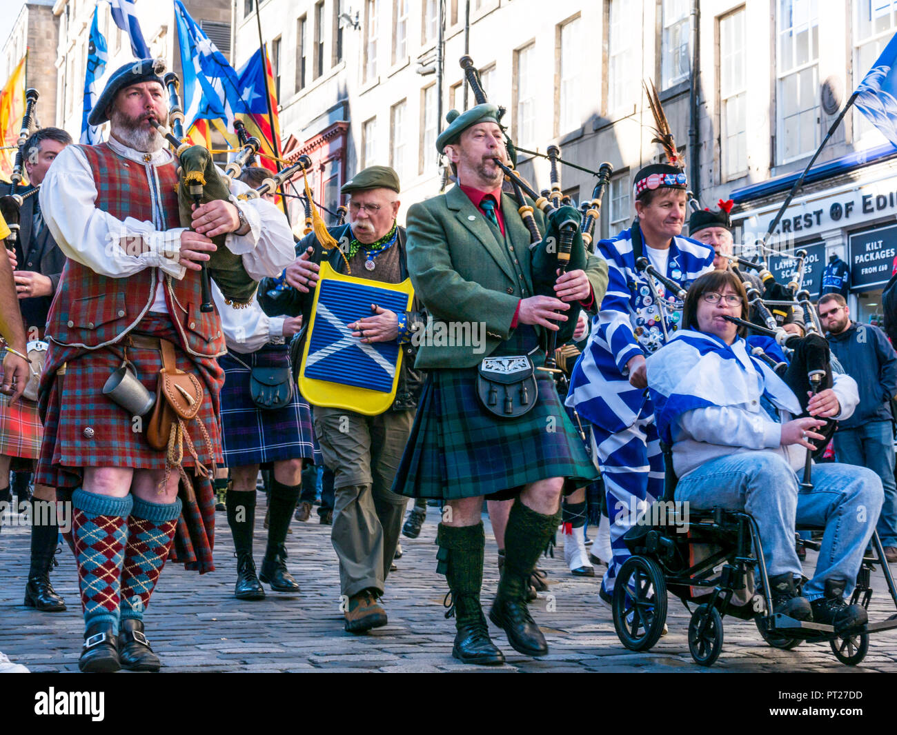 Woman playing the bagpipes hires stock photography and images Alamy