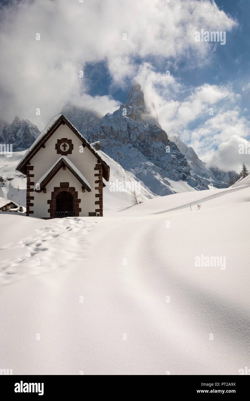 Pale di San Martino mountains, View of Passo Rolle, San Martino di Castrozza village, Trento district, Trentino Alto Adige, Italy Stock Photo