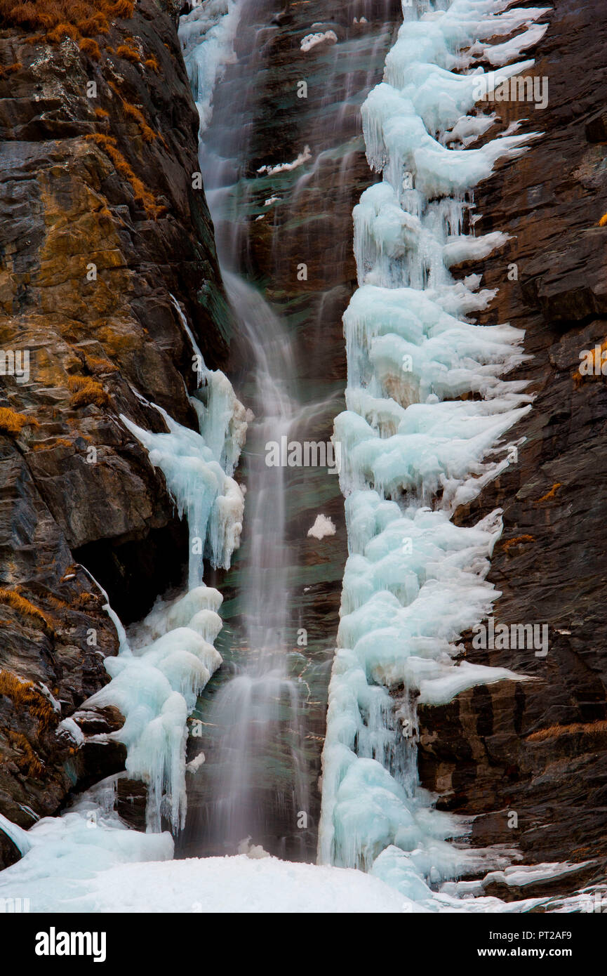 Pellice Valley, Turin province, Piedmonte, Italy, Ice on the Pis waterfall Stock Photo