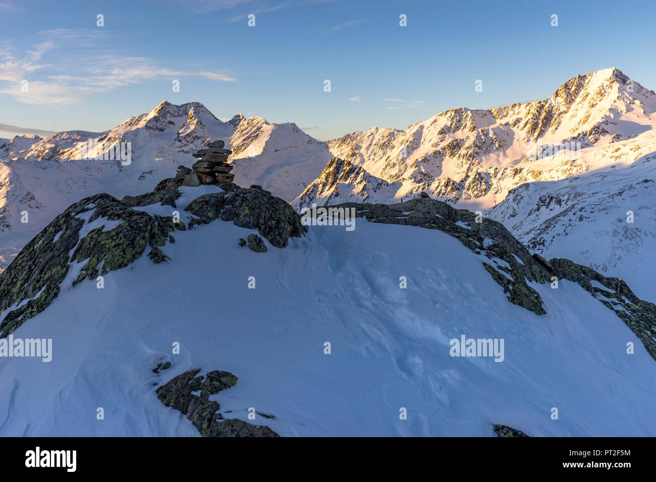 Europe, Italy, South Tyrol, Schnalstal, Kurzras, morning mood at the refuge Schöne Aussicht with view of the Ötztal Alps Stock Photo