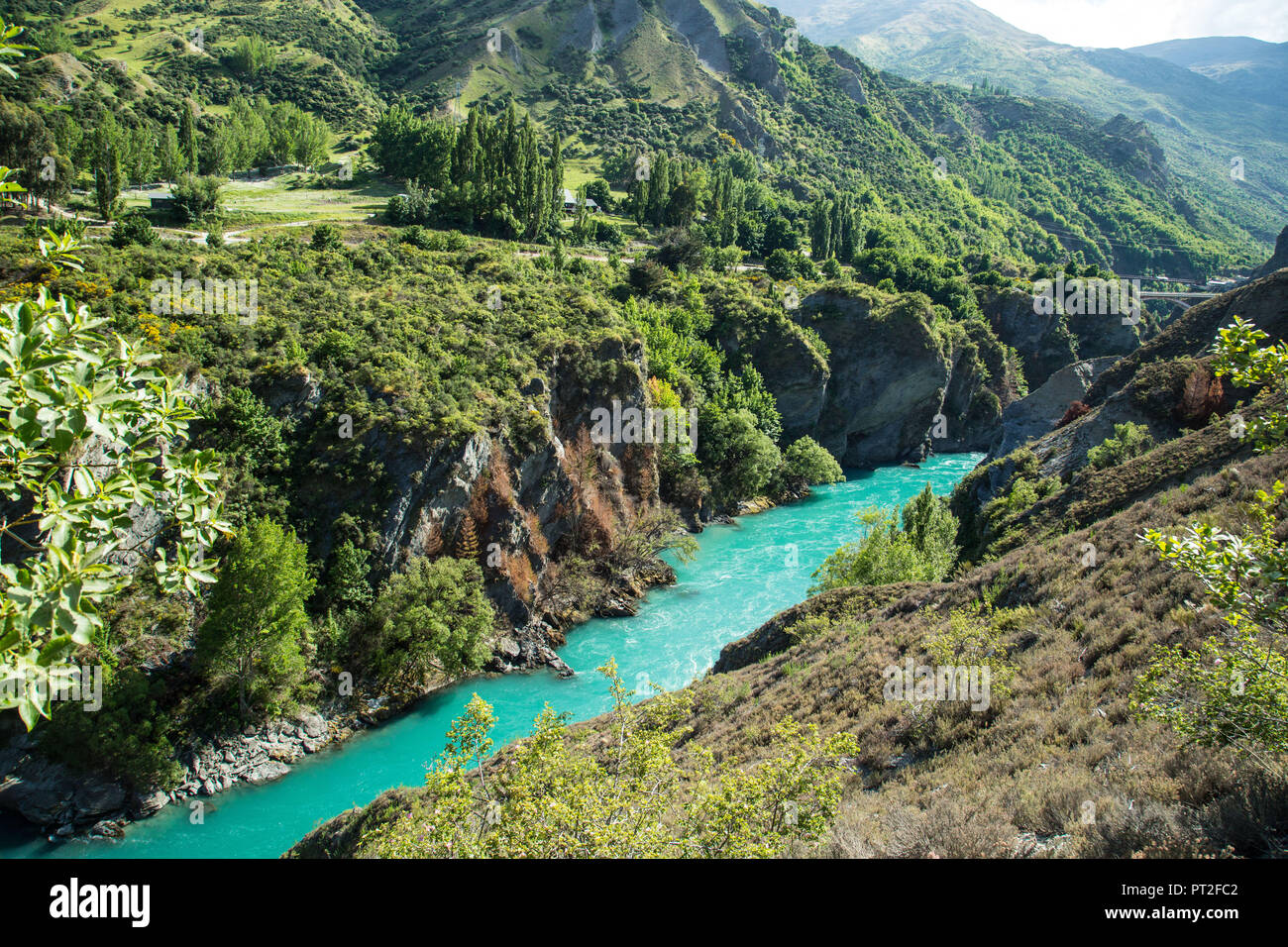 New Zealand Kawarau River At Queenstown Stock Photo Alamy New Zealand Kawarau River At Queenstown Stock Photo Alamy