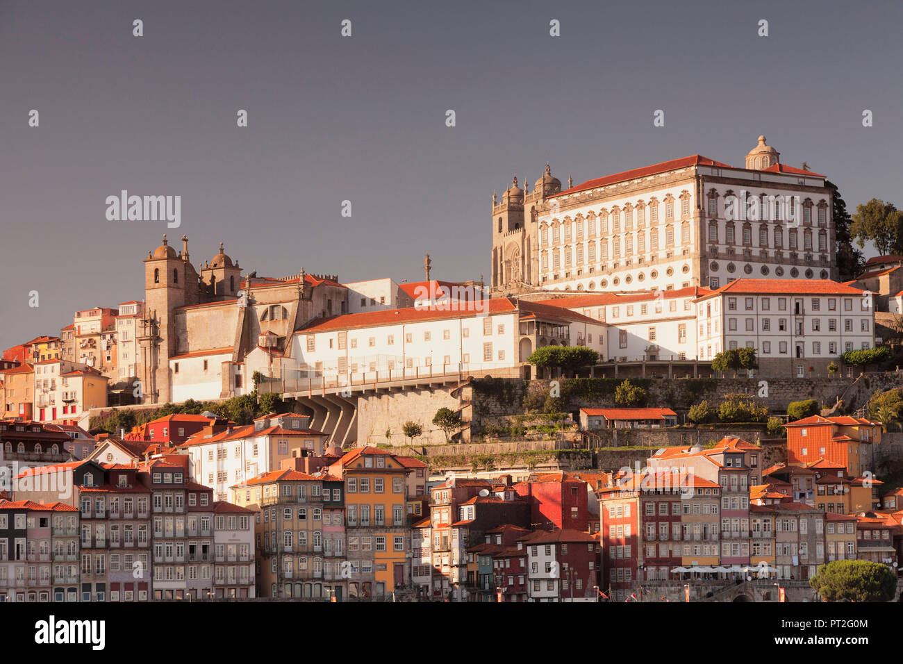 Ribeira Old Town, UNESCO World Heritage Site, Episcopal Palace and Se Cathedral, Porto, Norte Region, Portugal Stock Photo