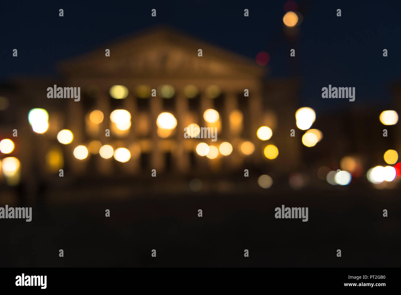 Bavarian National Theater Munich At Night Stock Photo Alamy