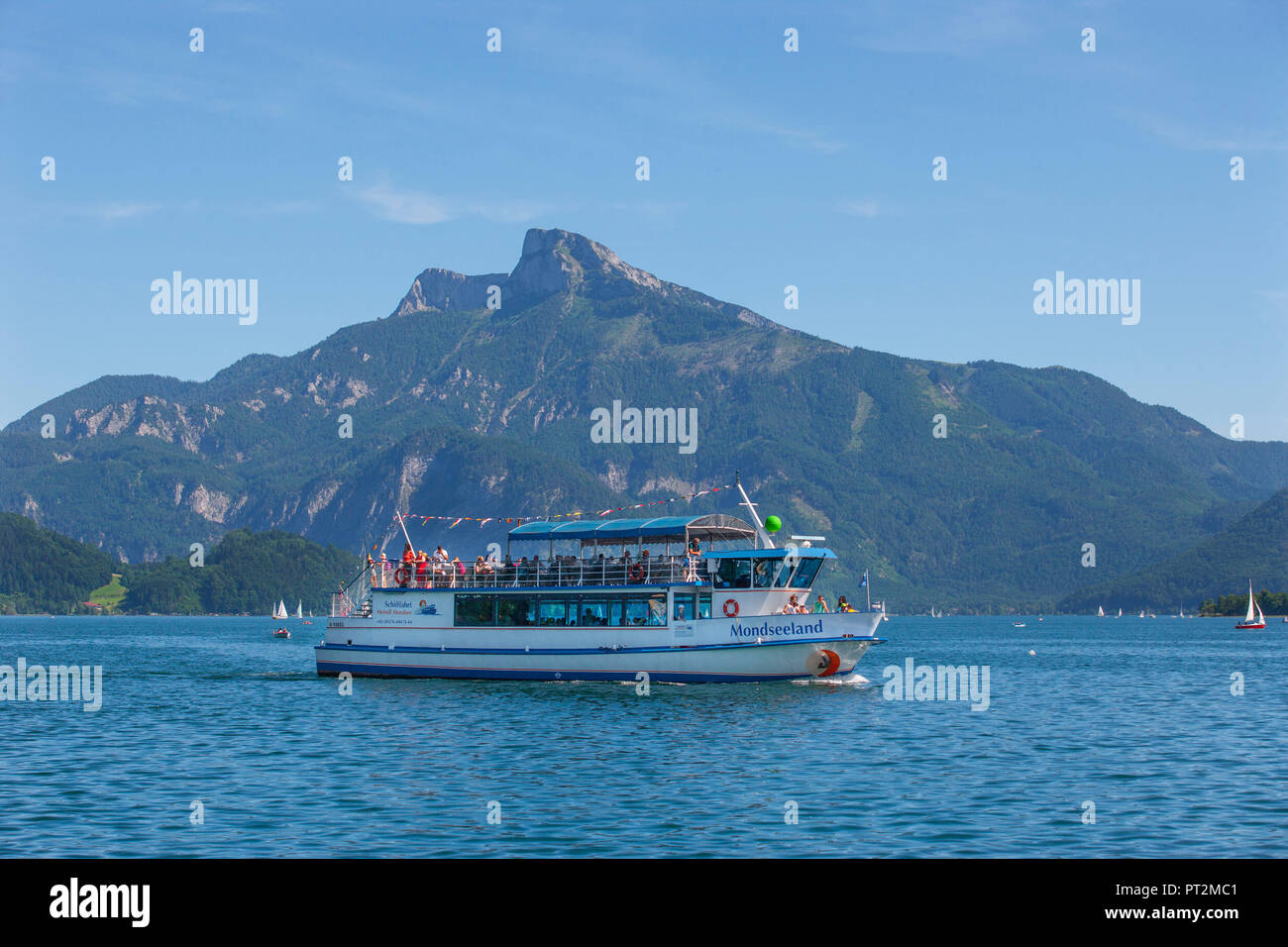 Austria, Upper Austria, Salzkammergut, Mondsee, excursion boat, Schafberg, Stock Photo