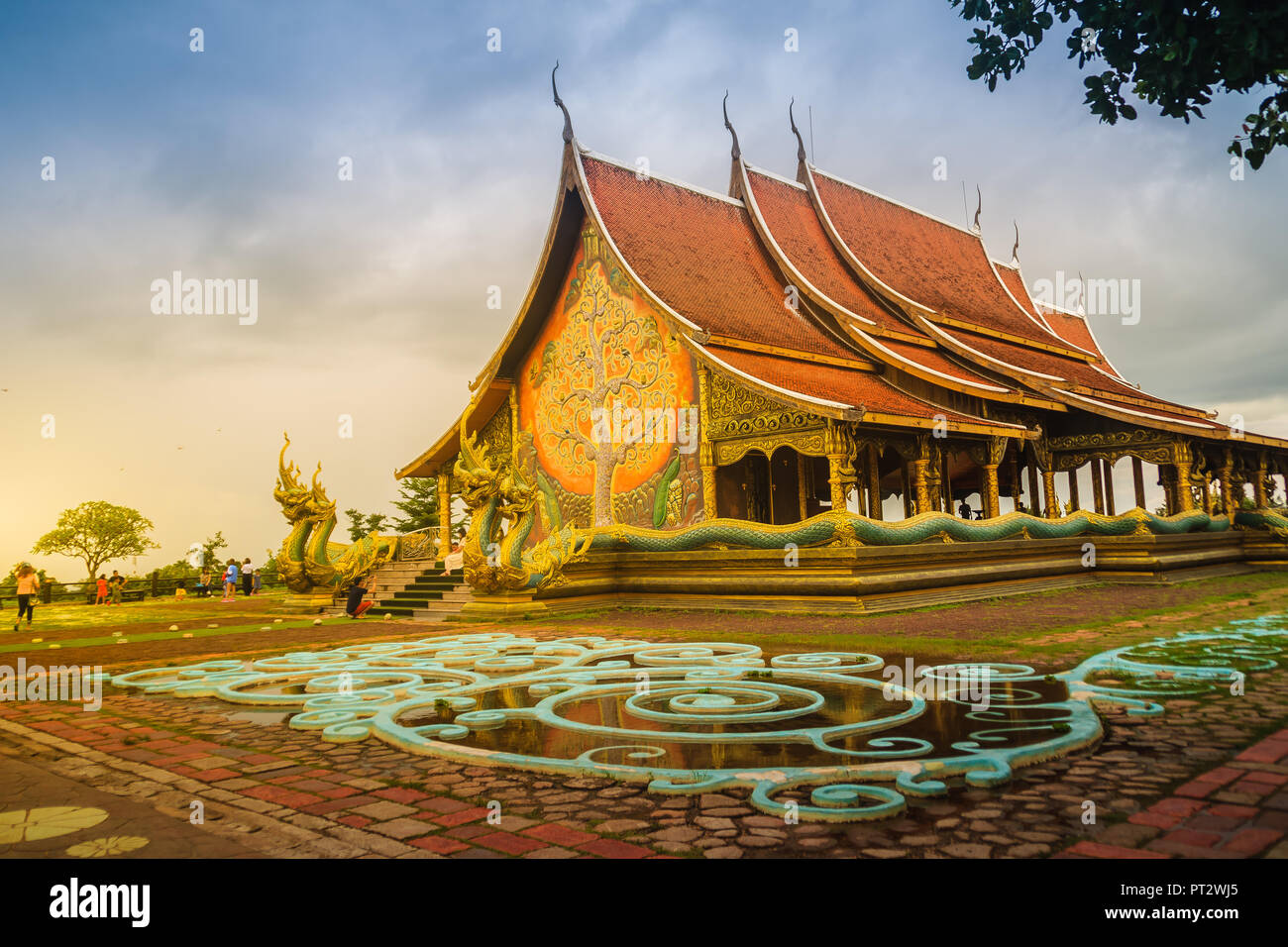 Sirindhorn Wararam Phu Prao Temple Hi res Stock Photography And Images Sirindhorn Wararam Phu Prao Temple Hi res Stock Photography And Images