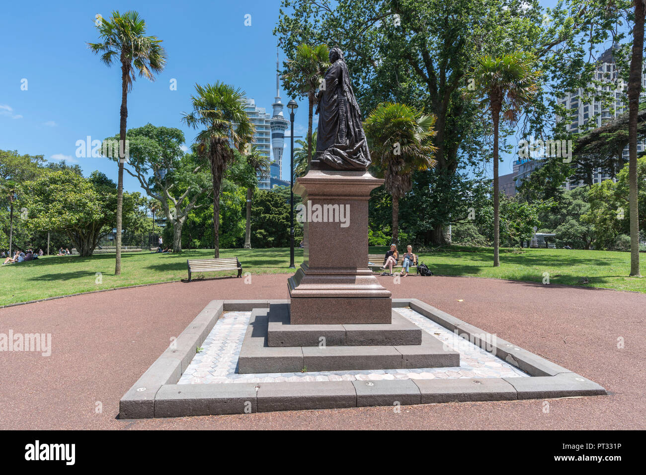 Queen Victoria statue in Albert Park, Auckland City, Auckland region, North Island, New Zealand, Stock Photo