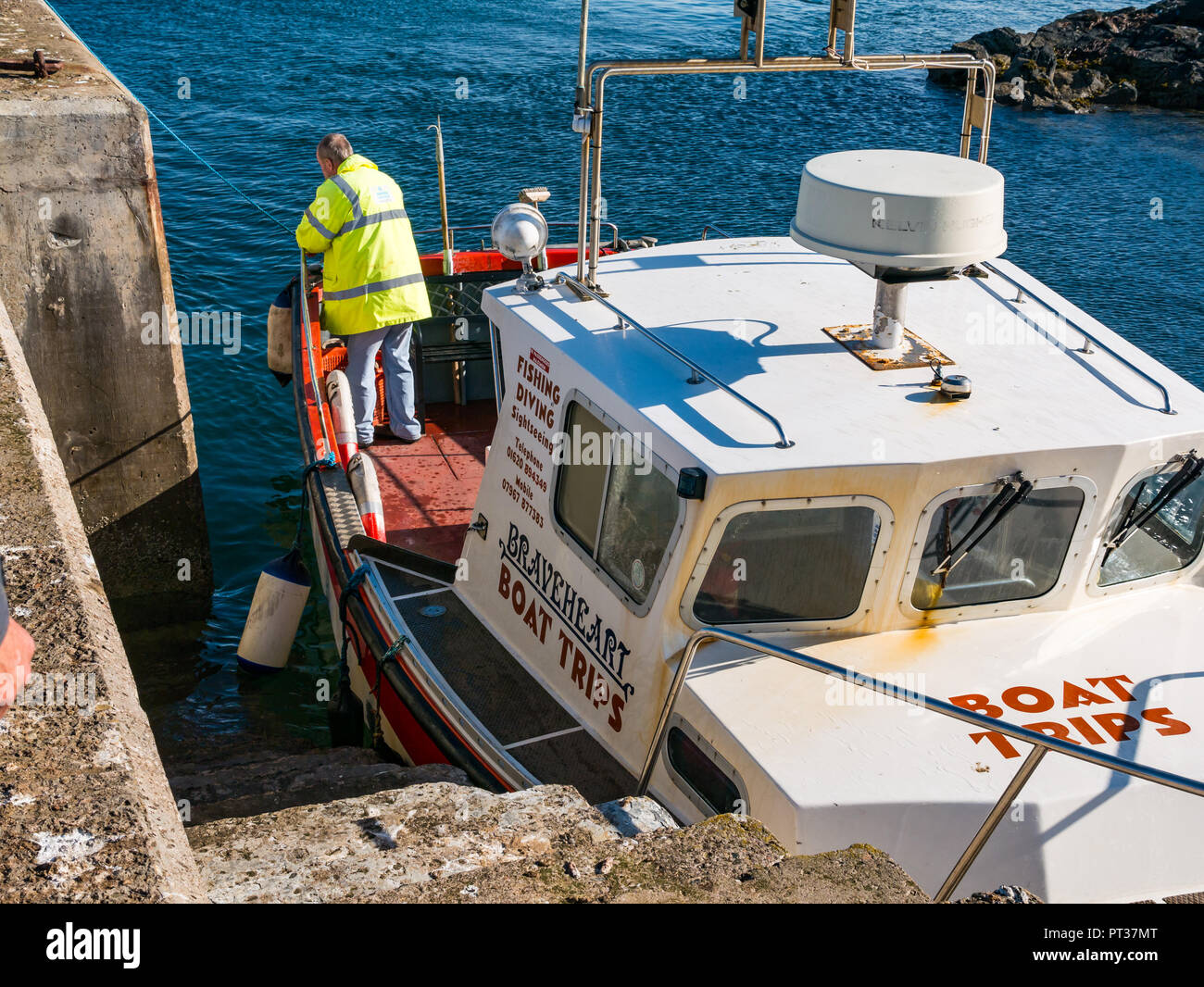 Boat landing pier hires stock photography and images Alamy