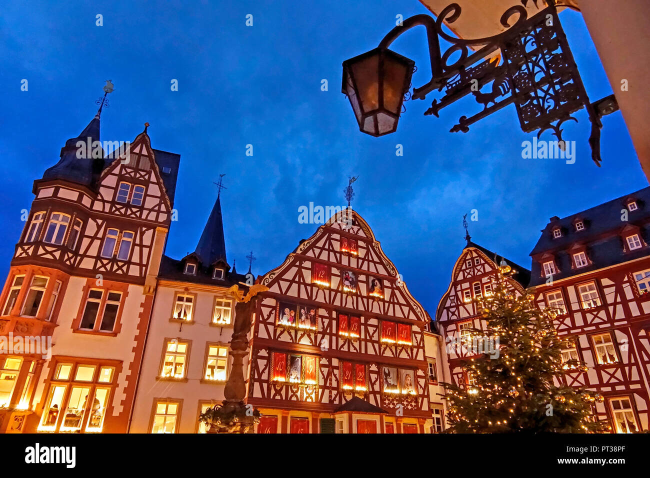 Market square in mosel rhineland palatinate hires stock photography