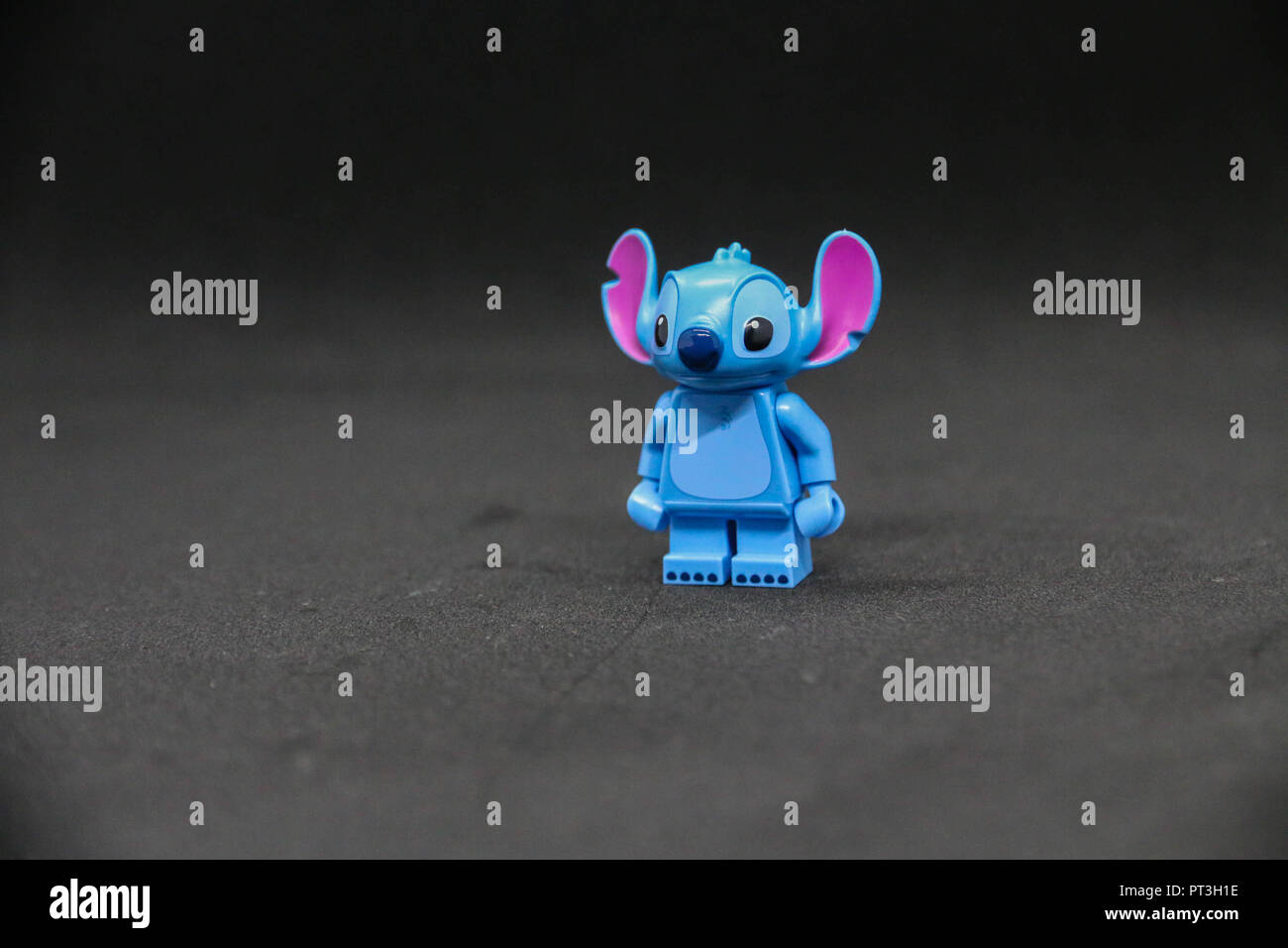 LEGO Stitch Minifigure Stock Photo - Alamy