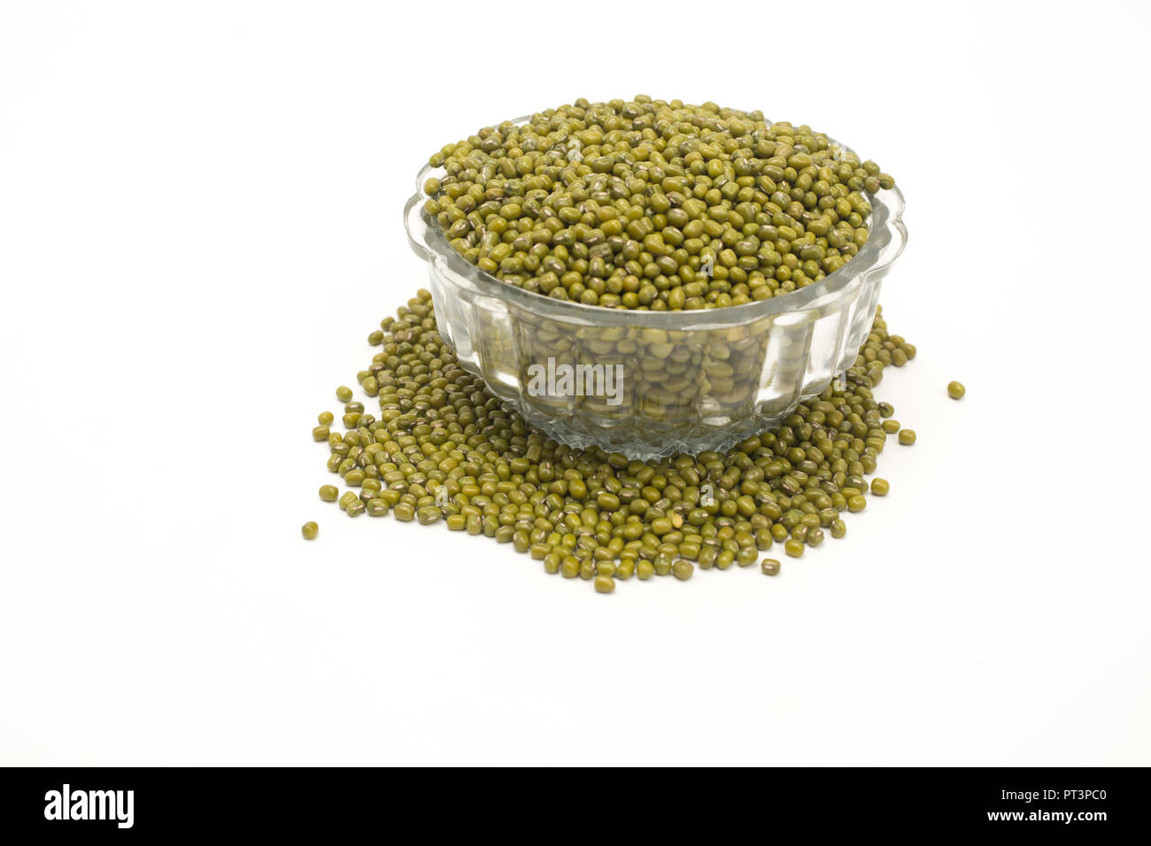 Green mung beans hi-res stock photography and images - Alamy