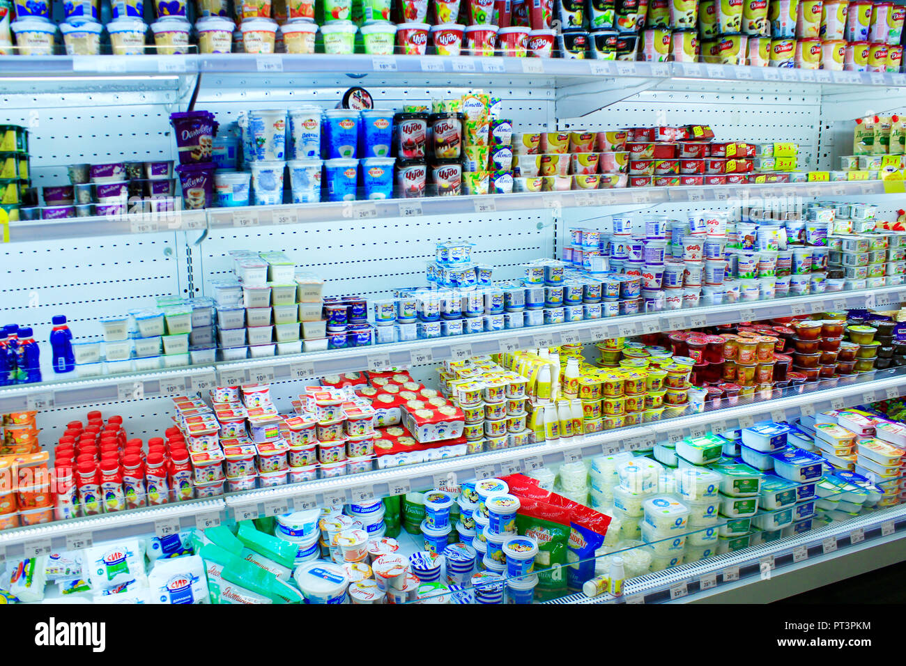 Milk shopping hires stock photography and images Alamy