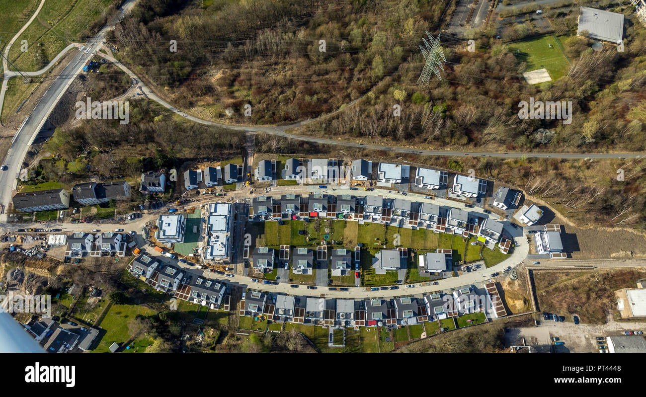 New development area MARK'SCHER BOGEN, condominiums, private houses An der Holtbrügge, settlement, new housing estate in oval shape in Bochum, Ruhr area, North Rhine-Westphalia, Germany Stock Photo