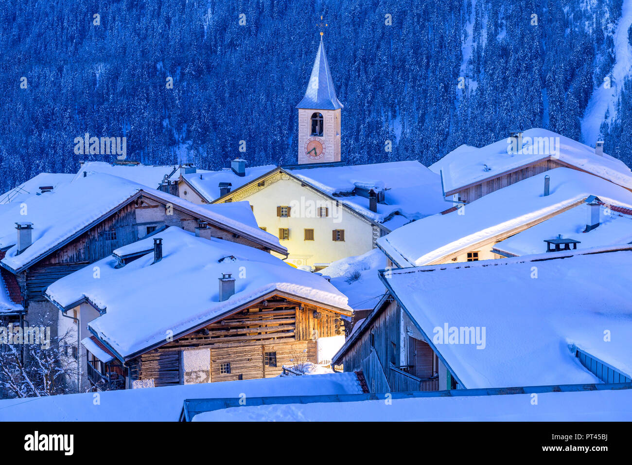 Dusk at the village of Latsch, Bergun, Albula Valley, District of Prattigau / Davos, Canton of Graubünden, Switzerland, Europe, Stock Photo