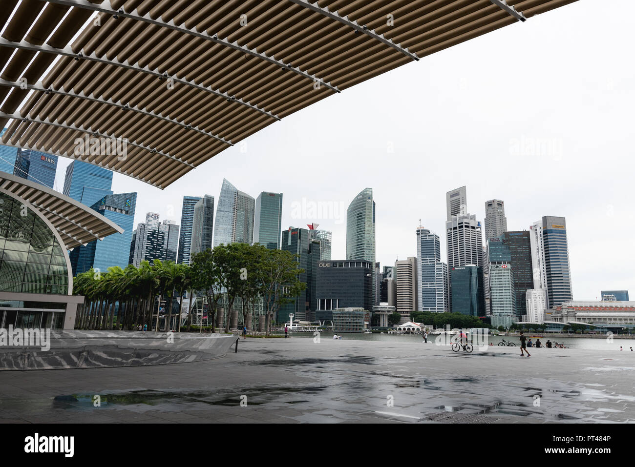 Singapore city skyline day hi-res stock photography and images - Alamy