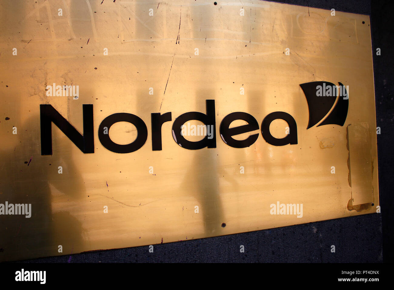 das Logo der Marke/ the logo of the brand "Nordea", Helsinki   (nur fuer redaktionelle Verwendung. Keine Werbung. Referenzdatenbank: http://www.360-be Stock Photo