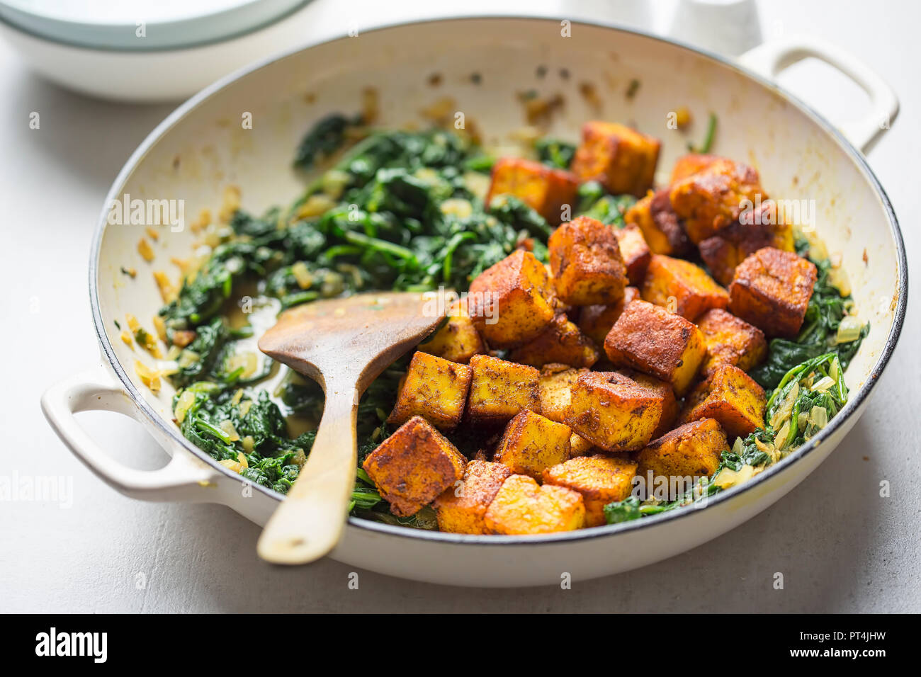 Saag paneer. Spinach with indian cheese Stock Photo Alamy