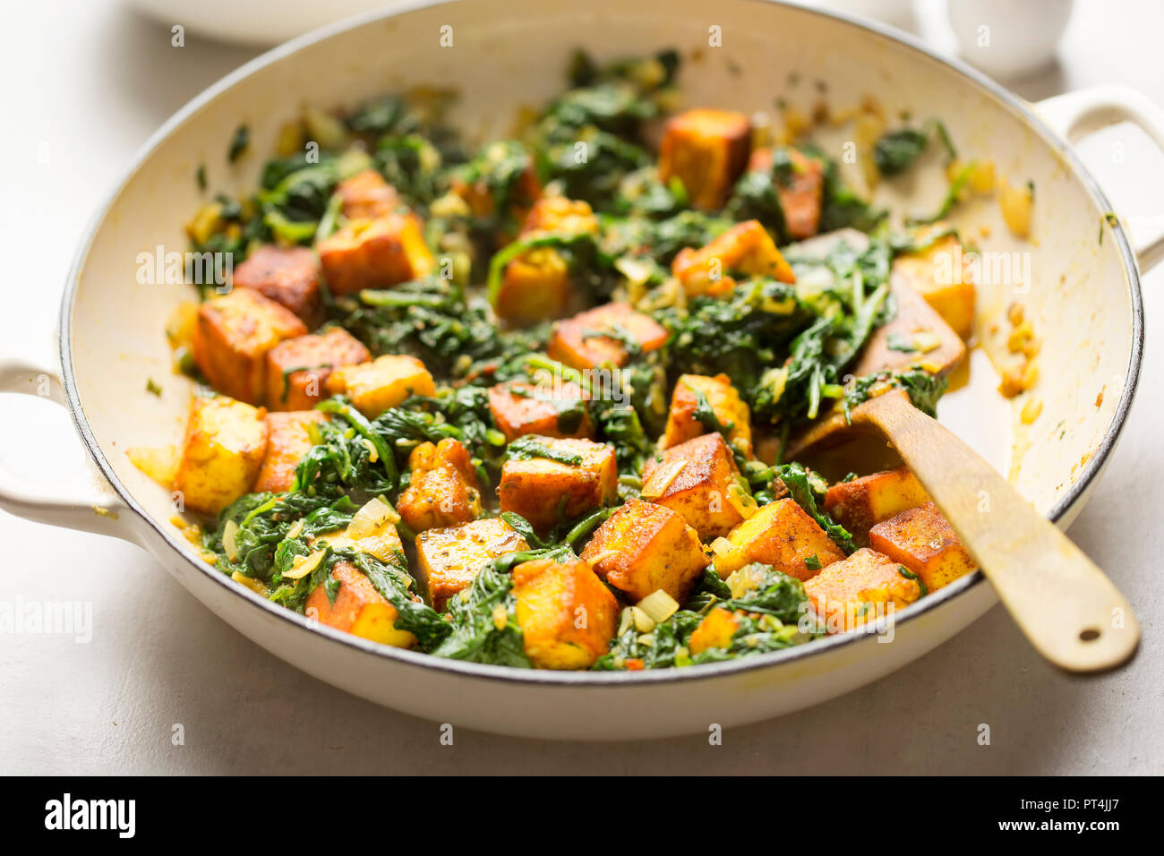 Saag paneer. Spinach with indian cheese Stock Photo - Alamy