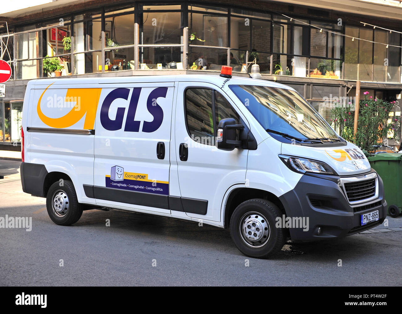 BUDAPEST, HUNGARY - 21 SEPTEMBER: GLS van delivery service in the street of  Budapest on September 21, 2018 Stock Photo - Alamy