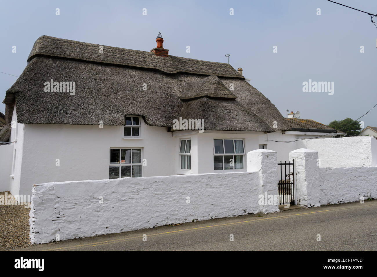Thatched Cottages In Kilmore Quay Co Wexford Ireland Stock