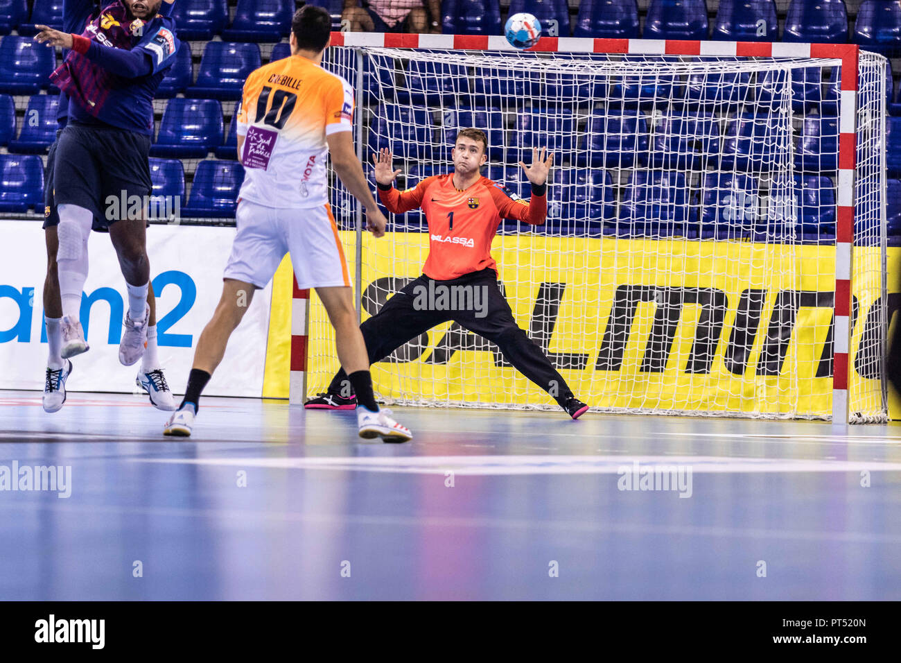 October 6, 2018 - Gonzalo Perez de Vargas Moreno, #1 of FC Barcelona Lassa in actions during VELUX EHF Champions League match between Fc Barcelona Lassa and Montpellier HB on October 06, 2018 at Palau Blaugrana, in Barcelona, Spain. Credit: AFP7/ZUMA Wire/Alamy Live News Stock Photo