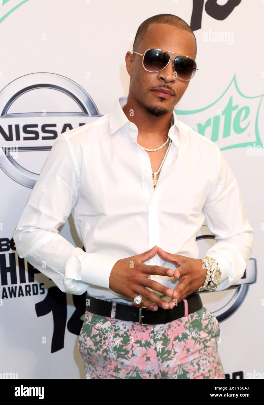 Miami, FL, USA. 6th Oct, 2018. T.I. at the 2018 BET Hip Hop Awards at ...