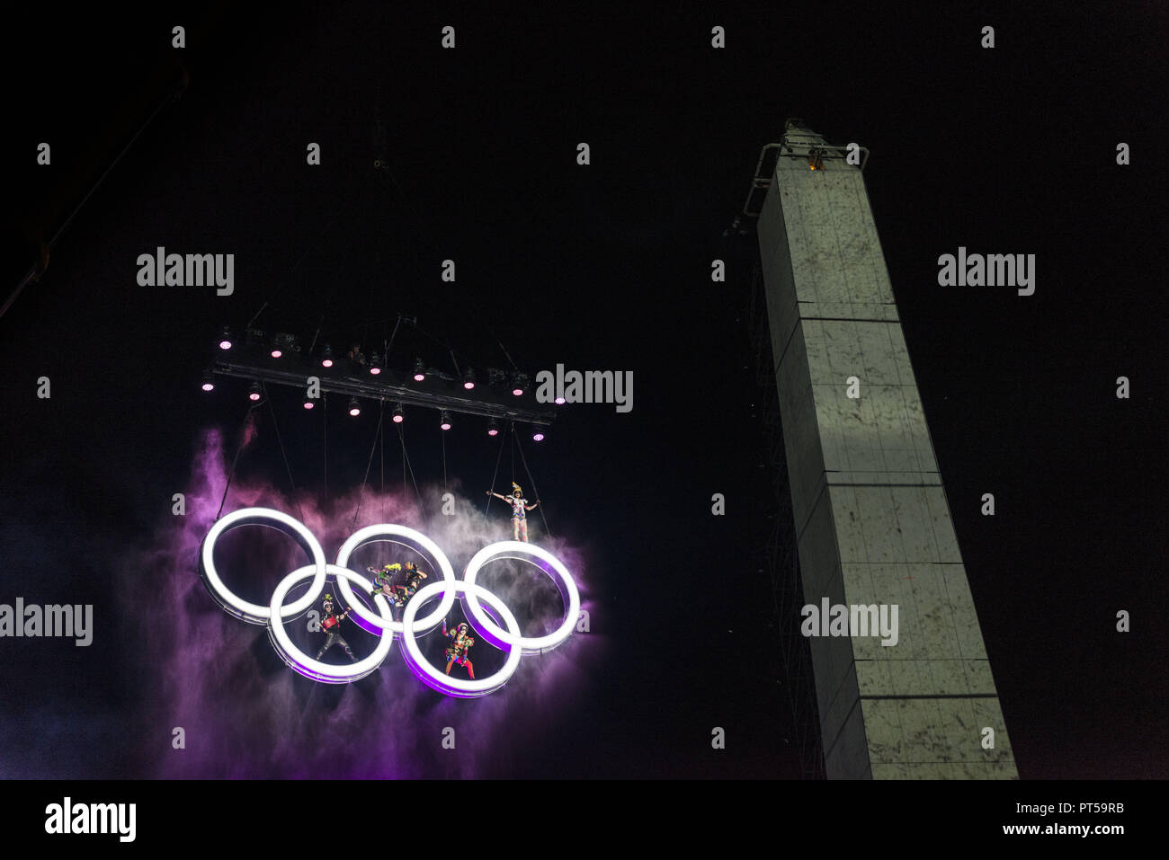 City Of Buenos Aires, City of Buenos Aires, Argentina. 6th Oct, 2018. SPORTS. 2018, October 6.- City of Buenos Aires, Argentina.- The Opening Ceremony of the Youth Olympic Games Buenos Aires 2018 is held at the Obelisk in City of Buenos Aires, Argentina, on October 6, 2018. The artistic group Fuerza Bruta is in charge of the show. Credit: Julieta Ferrario/ZUMA Wire/Alamy Live News Stock Photo
