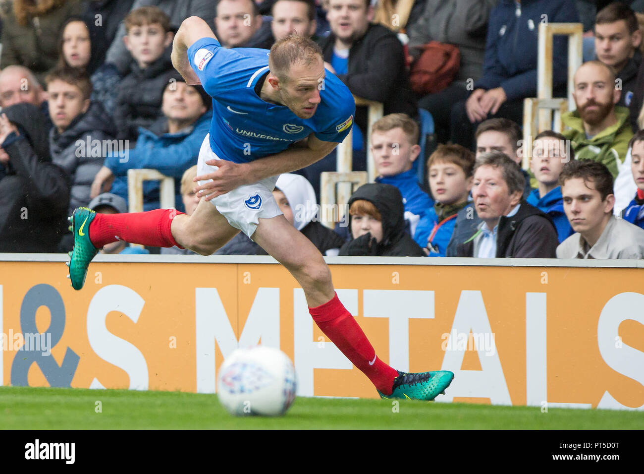Portsmouth, UK. 6th October 2018. Matthew Clarke of Portsmouth during the EFL Sky Bet League 1 match between Portsmouth and Gillingham at Fratton Park, Portsmouth, England on 6 October 2018. Photo by Simon Carlton.  Editorial use only, license required for commercial use. No use in betting, games or a single club/league/player publications. Credit: UK Sports Pics Ltd/Alamy Live News Stock Photo