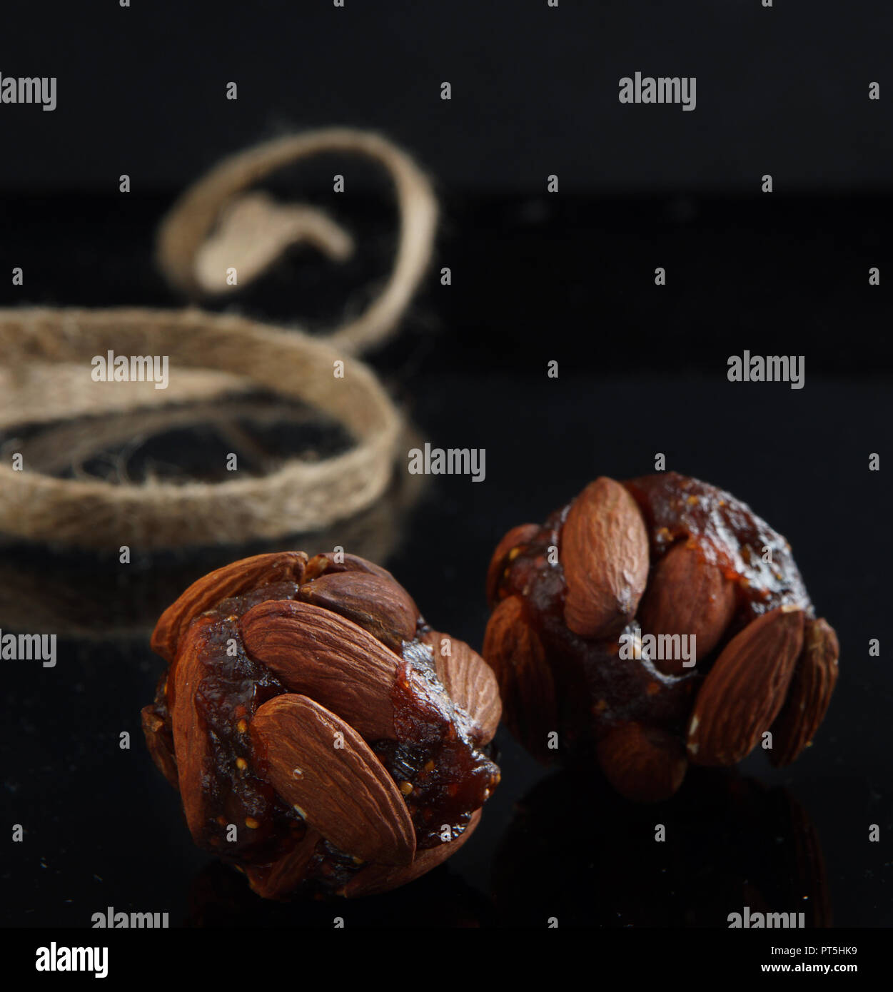 Behind the rope hi-res stock photography and images - Alamy