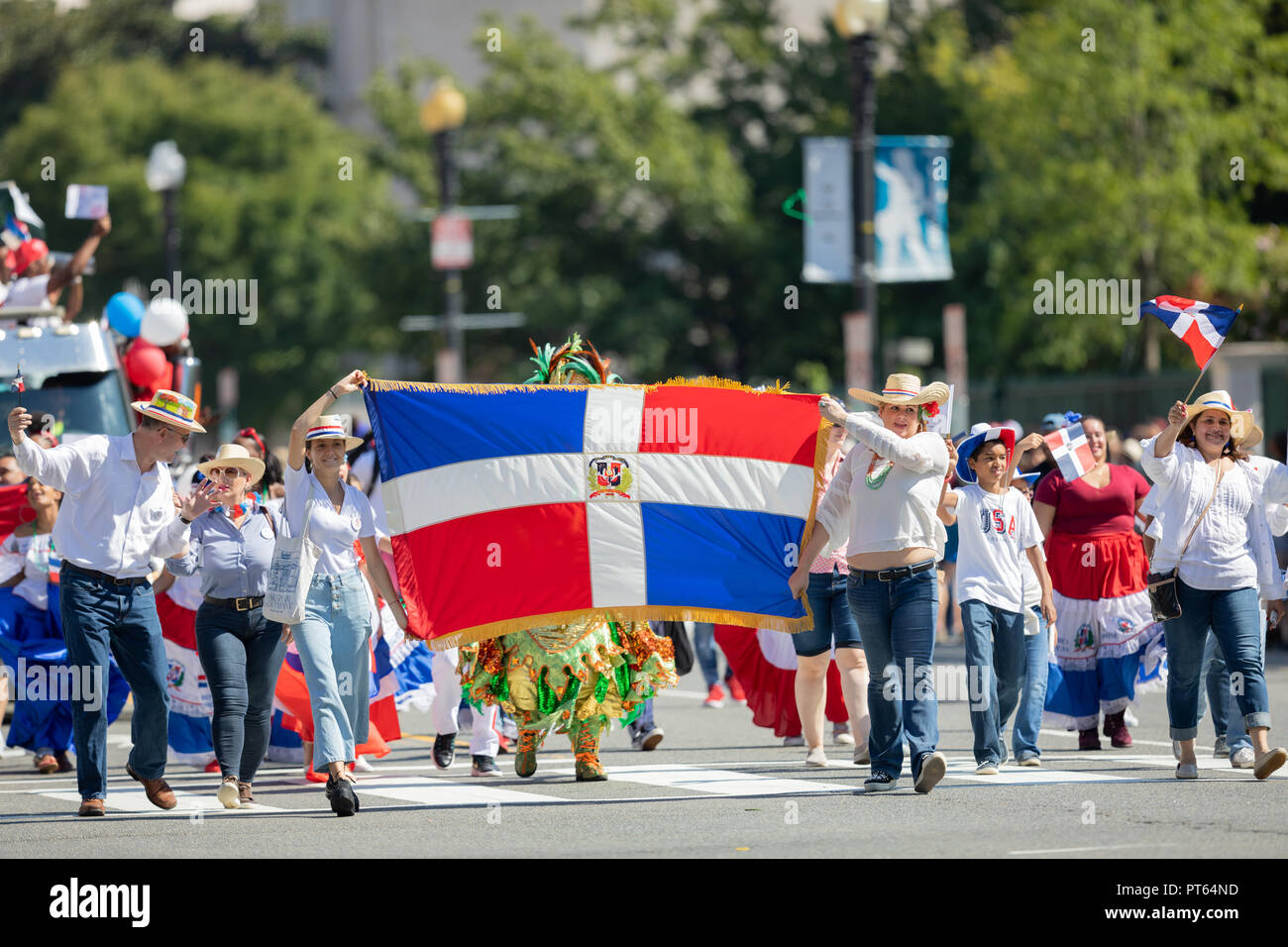 Washington D C Usa September 29 2018 The Fiesta Dc Parade People Carry The Flag Of The Dominican Republic Stock Photo Alamy