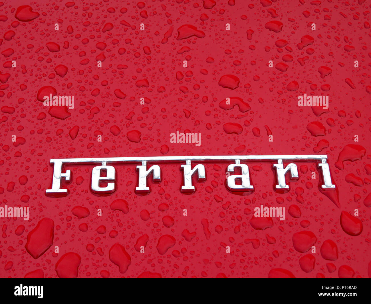 Ferrari logo in chrome hi-res stock photography and images - Alamy