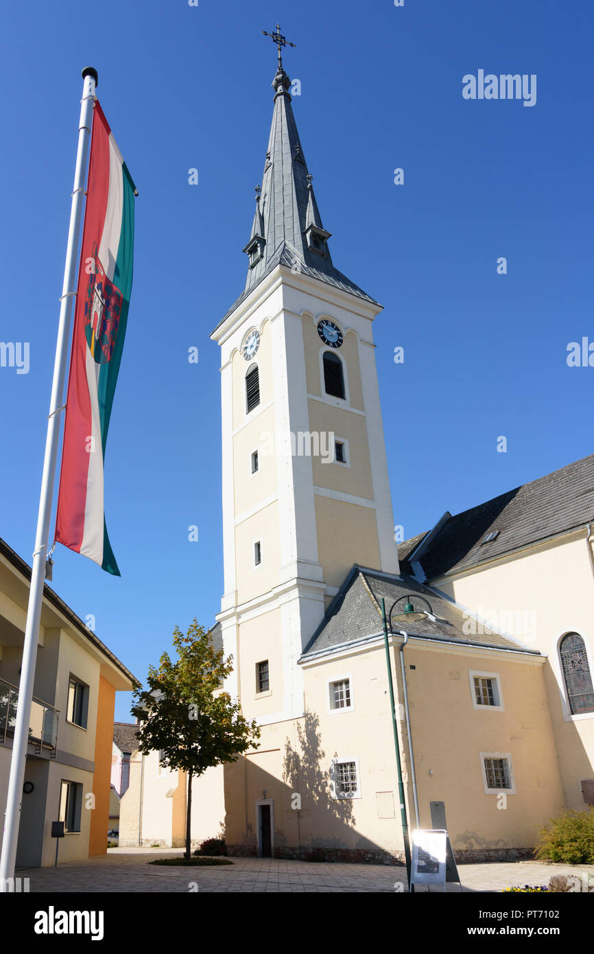 Haugsdorf: church, town hall in Weinviertel, Niederösterreich, Lower Austria, Austria Stock Photo