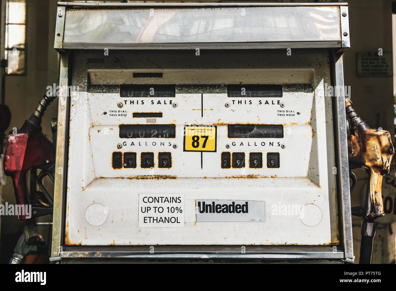 Fuel dispenser hires stock photography and images Alamy
