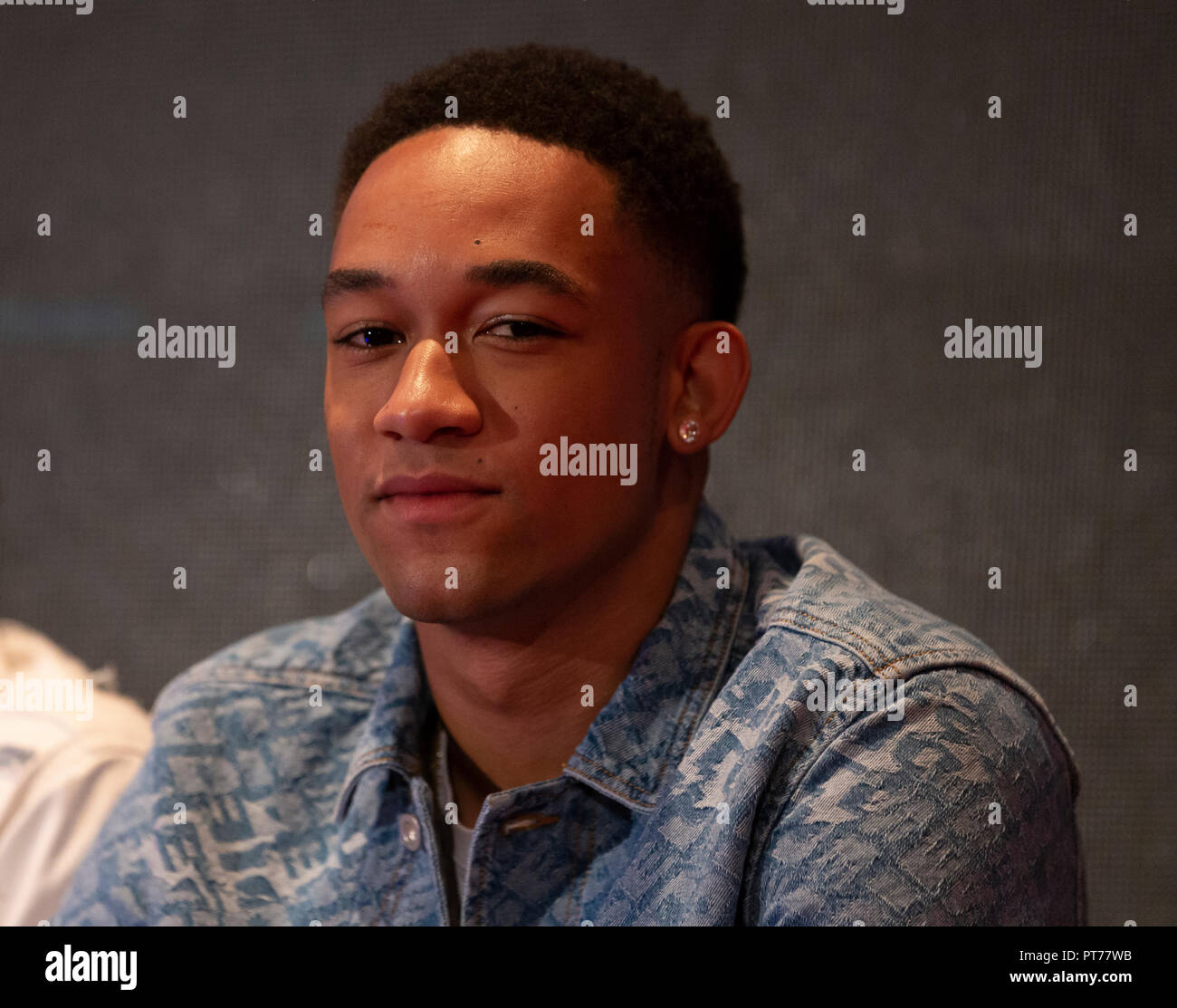 Peyton alex smith hires stock photography and images Alamy