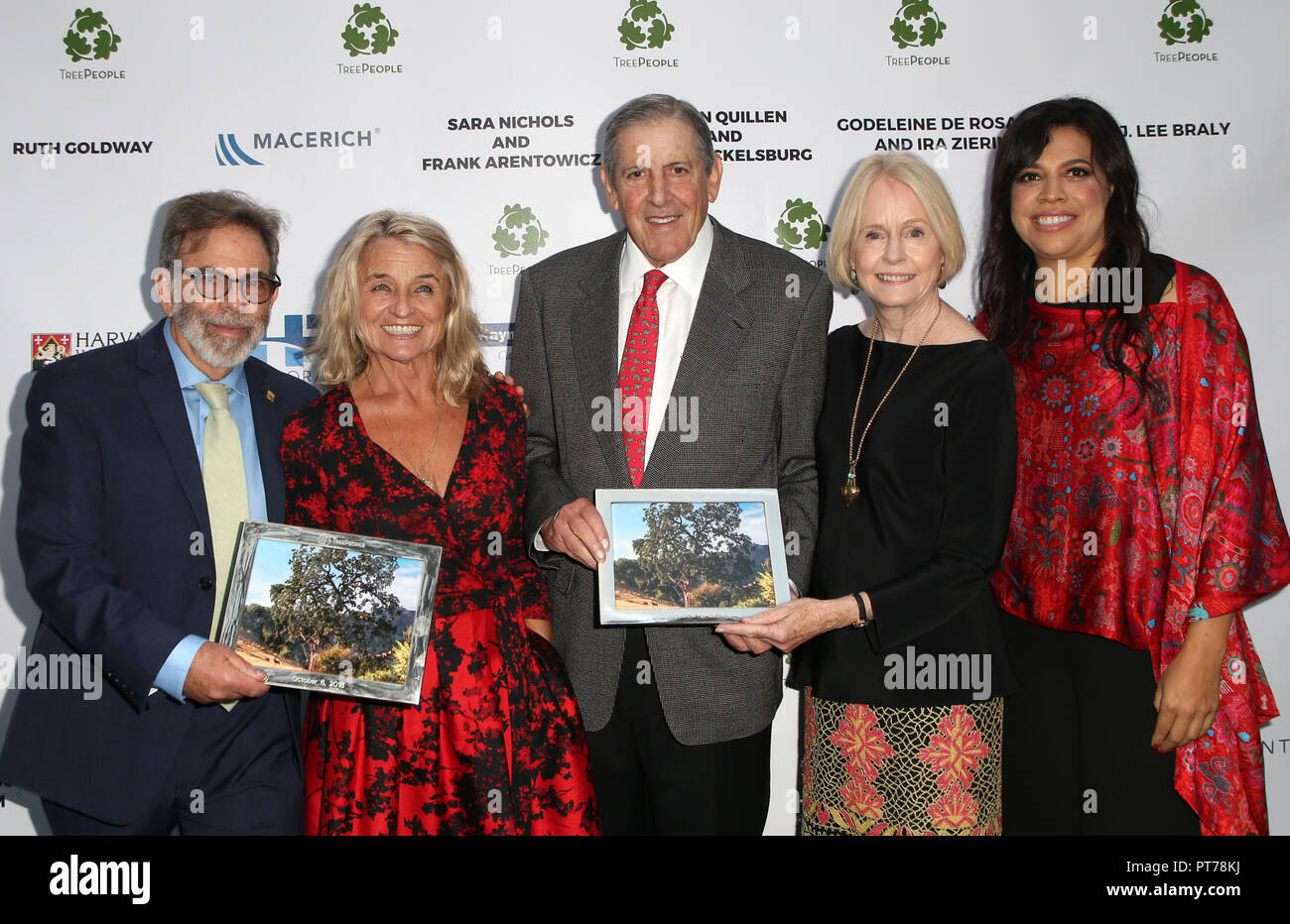 Jonathan fielding hires stock photography and images Alamy