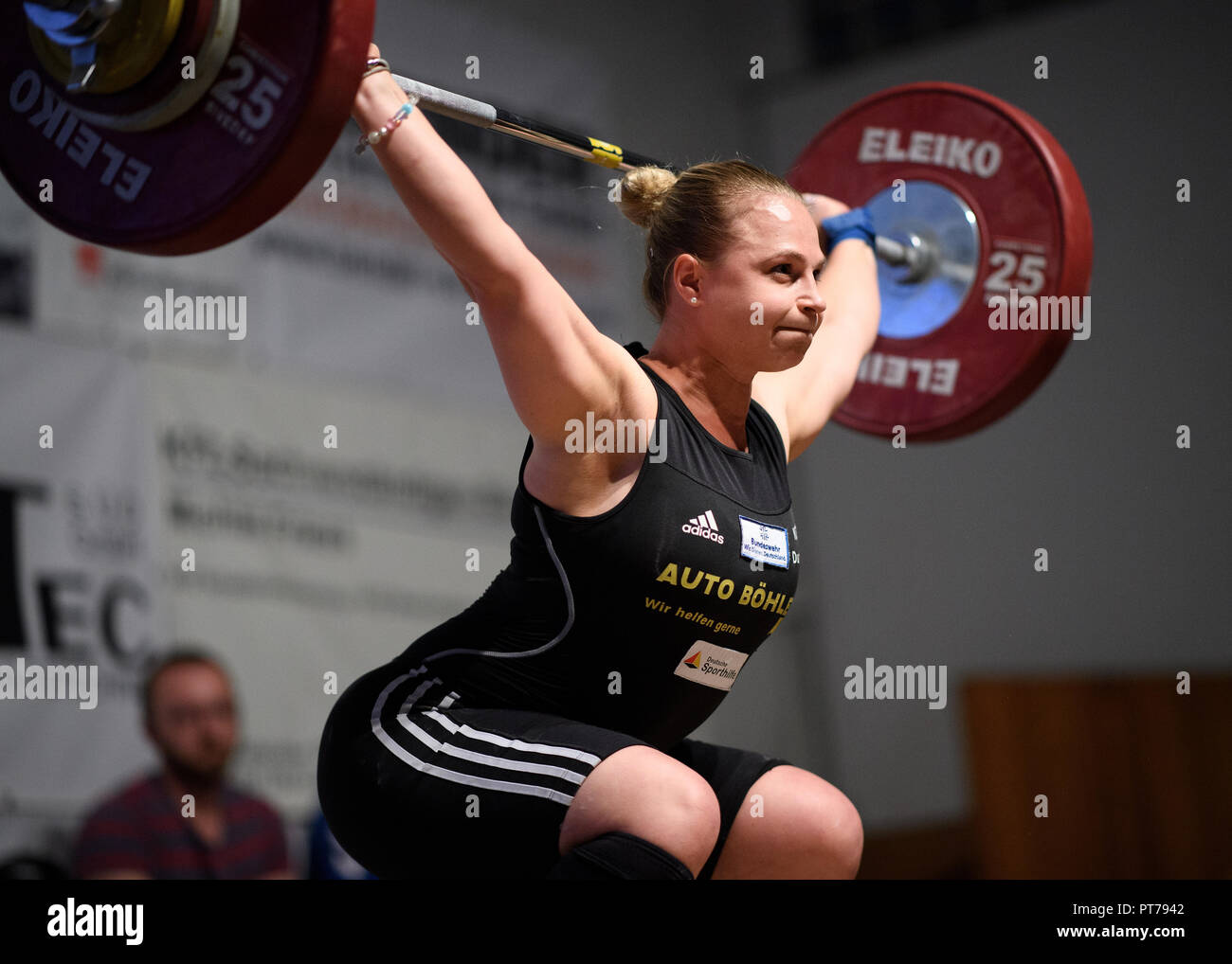 Karlsruhe Durlach, Deutschland. 06th Oct, 2018. Sabine Kusterer (Durlach) in action. GES/Wrestling 1st Bundesliga: KSV Durlach - AC Mutterstadt, 06.10.2018 Sport: 1st. German Weightlifting League: SV Durlach - AC Mutterstadt, Durlach, October 6, 2018 | usage worldwide Credit: dpa/Alamy Live News Stock Photo