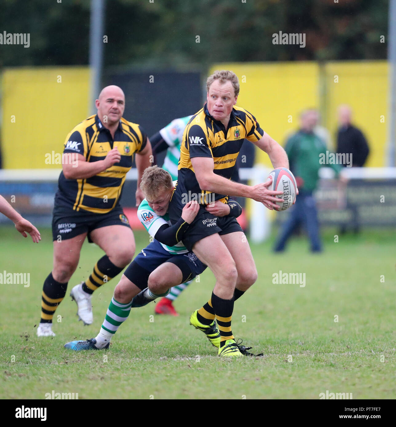 Leicester, England. Rugby Union, Hinckley rfc v South Leicester rfc.  Scott Hamilton on the charge for Hinckley during the RFU National League 2 North (NL2N) game played at the Leicester  Road Stadium.  © Phil Hutchinson / Alamy Live News Stock Photo